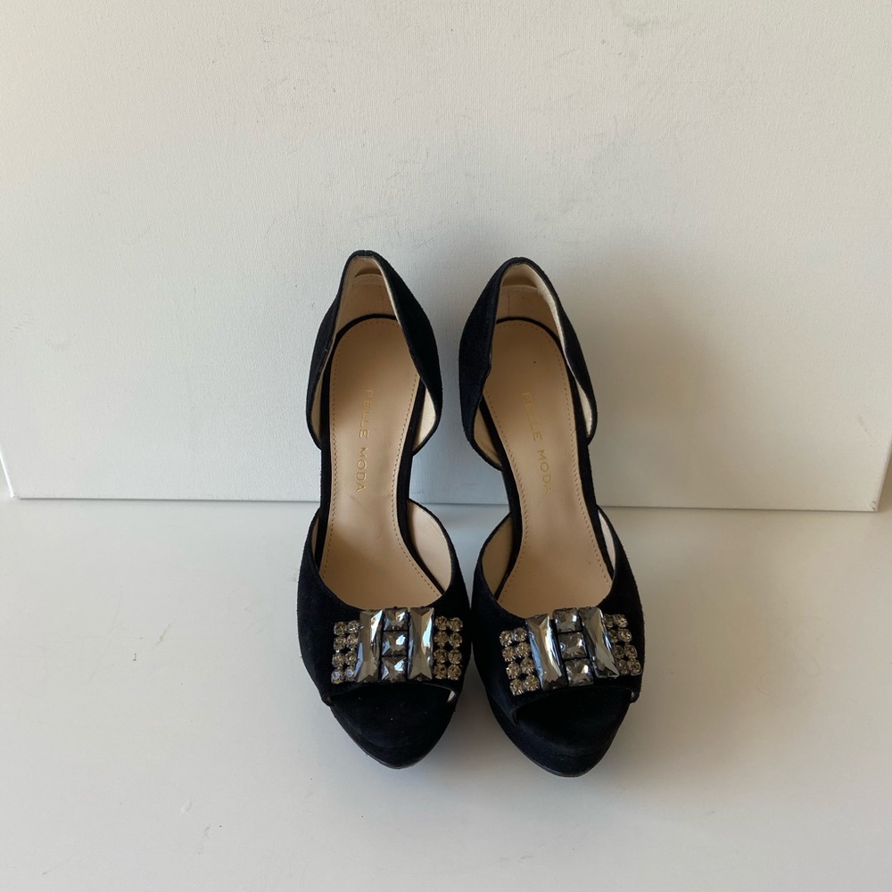 Pelle Moda Heels - Picture 2 of 4